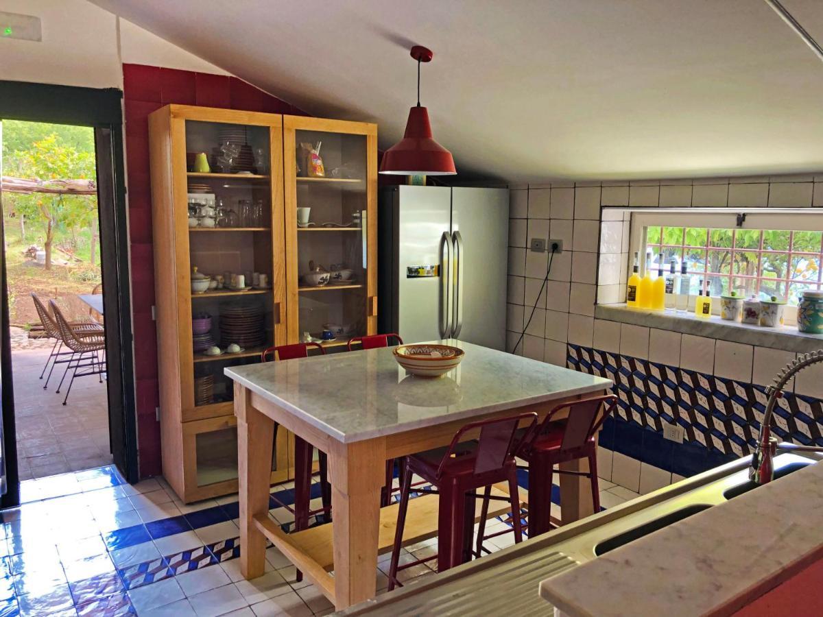 Bed and Breakfast Casa Flora Виетри Экстерьер фото