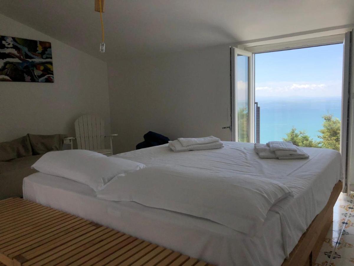 Bed and Breakfast Casa Flora Виетри Экстерьер фото